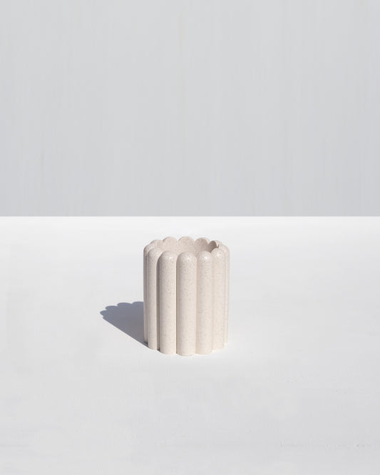 Ribbed Toothbrush Holder