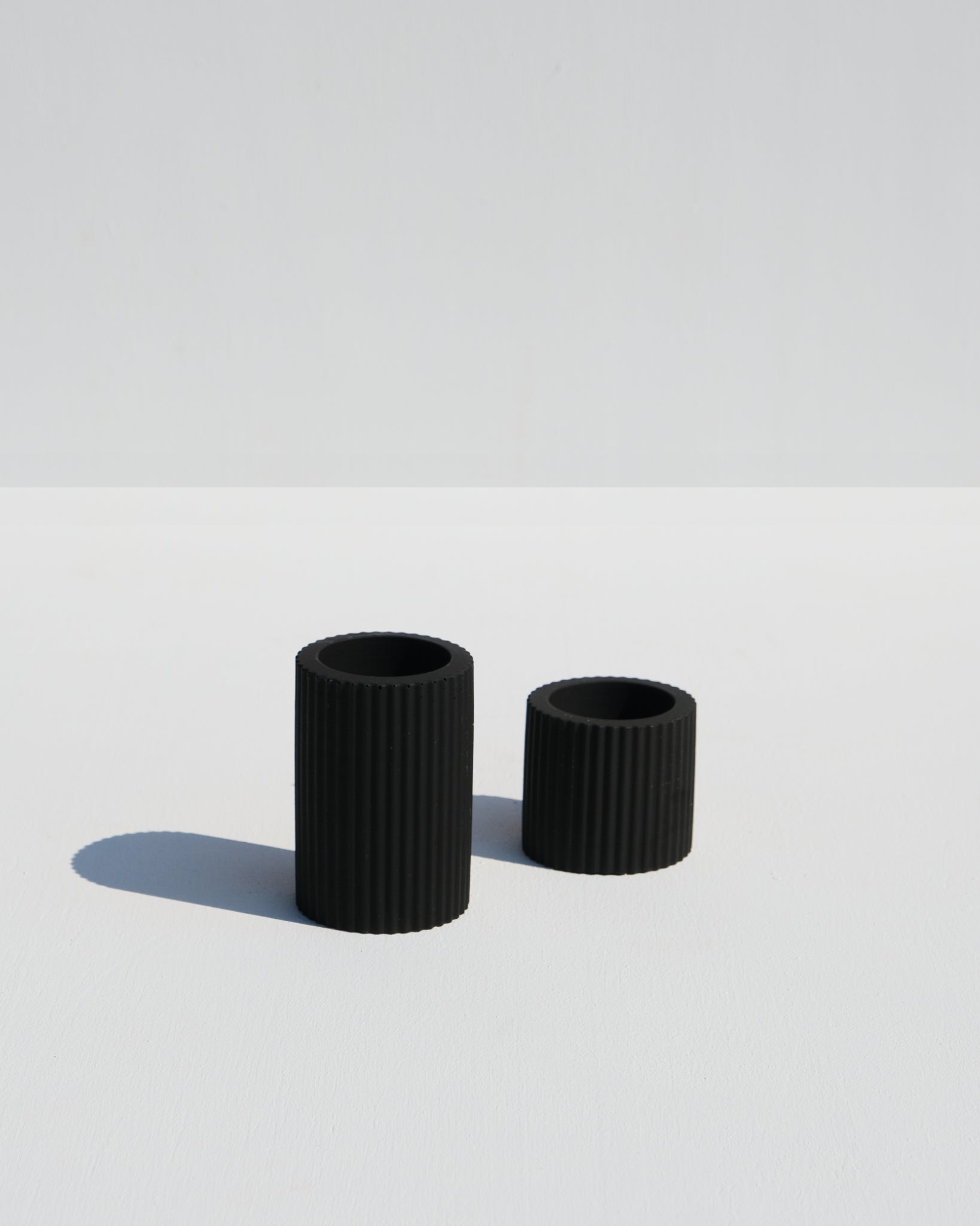 Ribbed Candle Holders, black