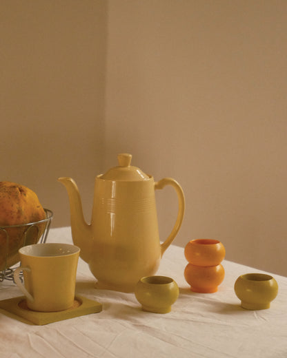 Alkaline stackable resin candle holder – Ochre Yellow – stacked detail