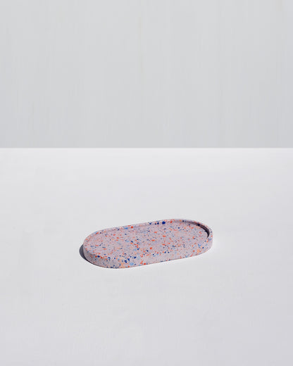 Alkaline oval terrazzo resin tray – Confetti – top view