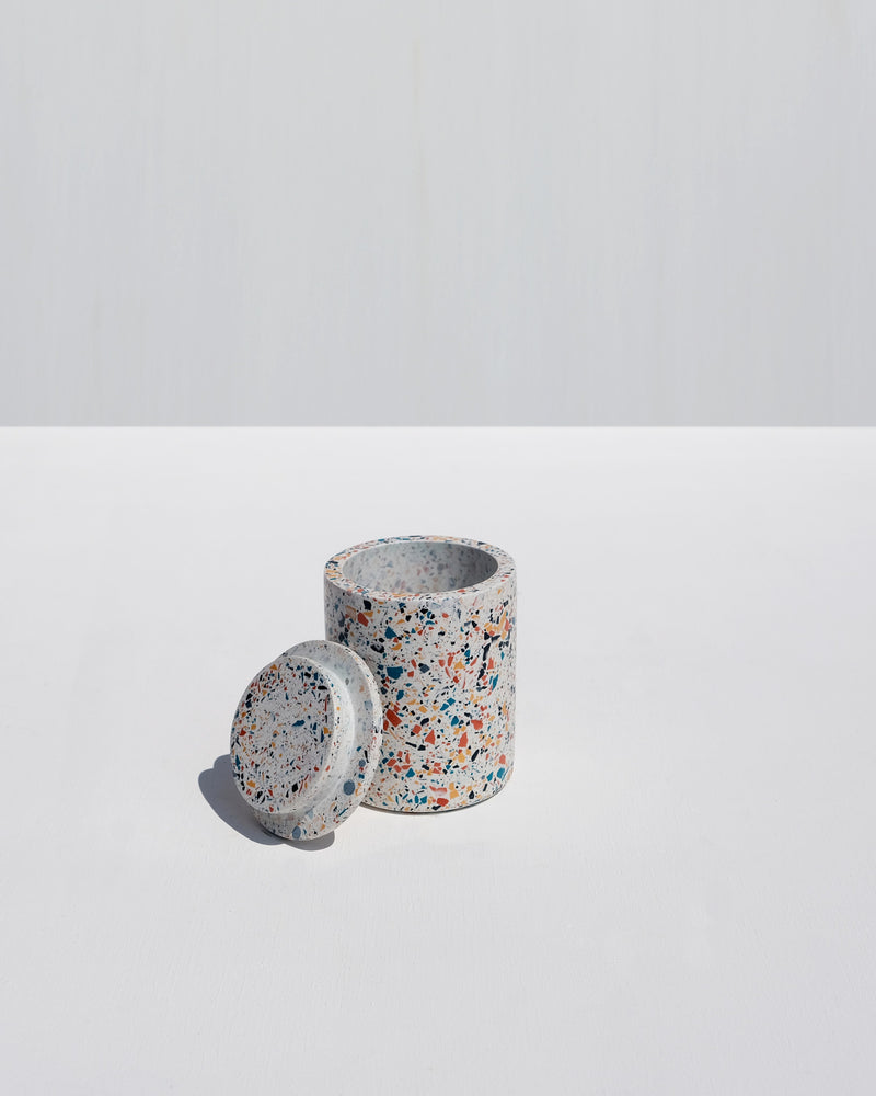 Alkaline terrazzo resin tumbler with lid – Funky